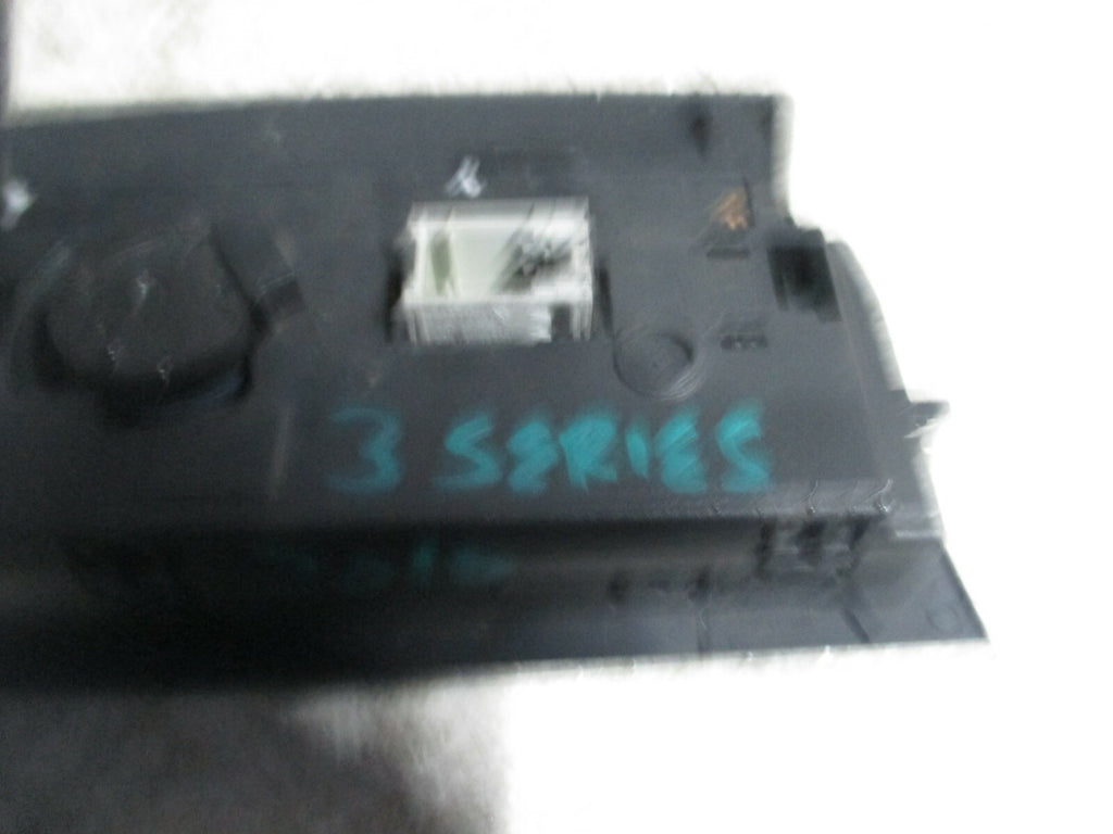 BMW 3 SERIES 2010 E90 HEATHER CONTROL PANEL 911713601