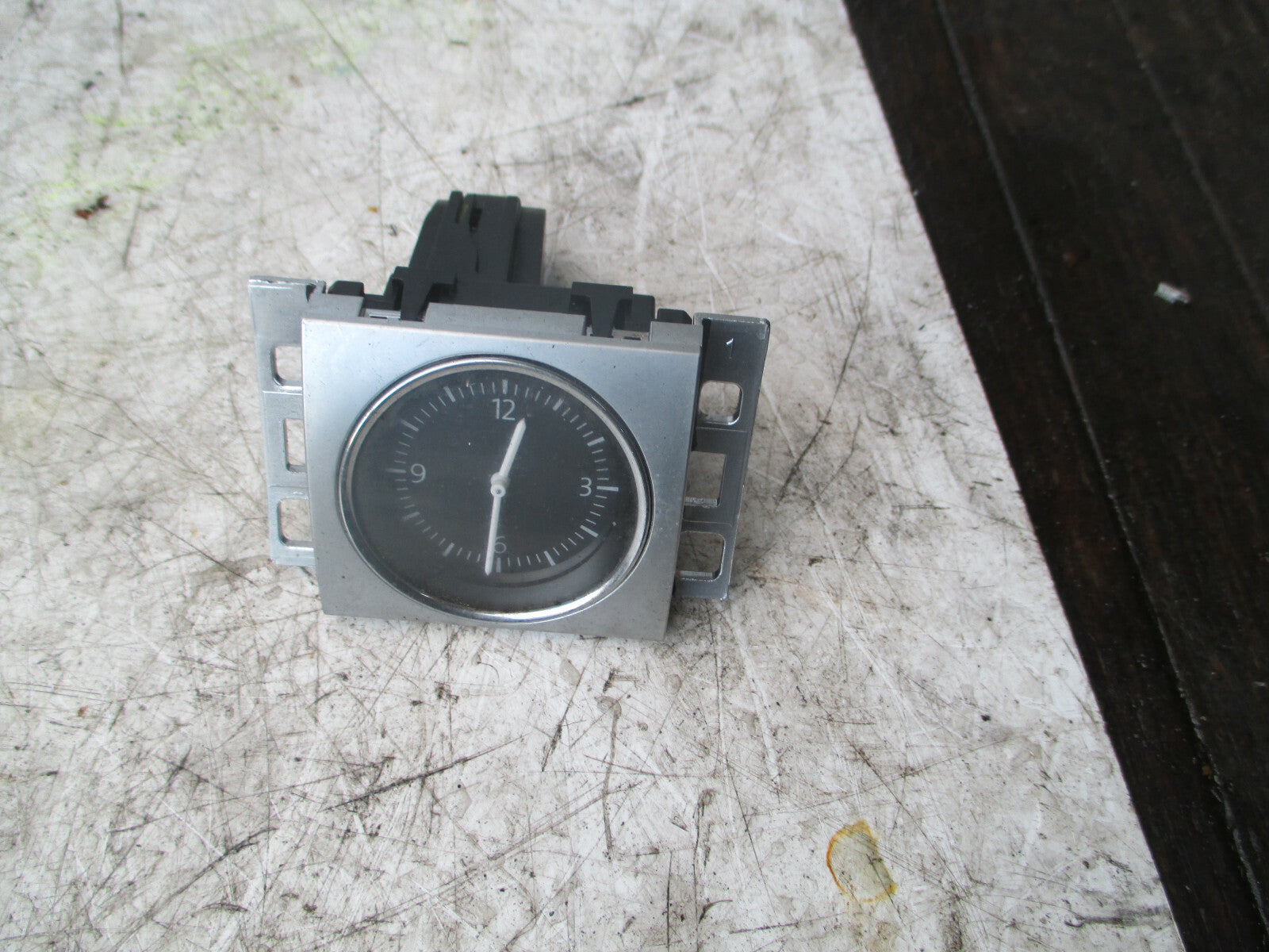 VW VOLKSWAGEN PASSAT 2014 B7 DASHBOARD CLOCK 3AA919204A