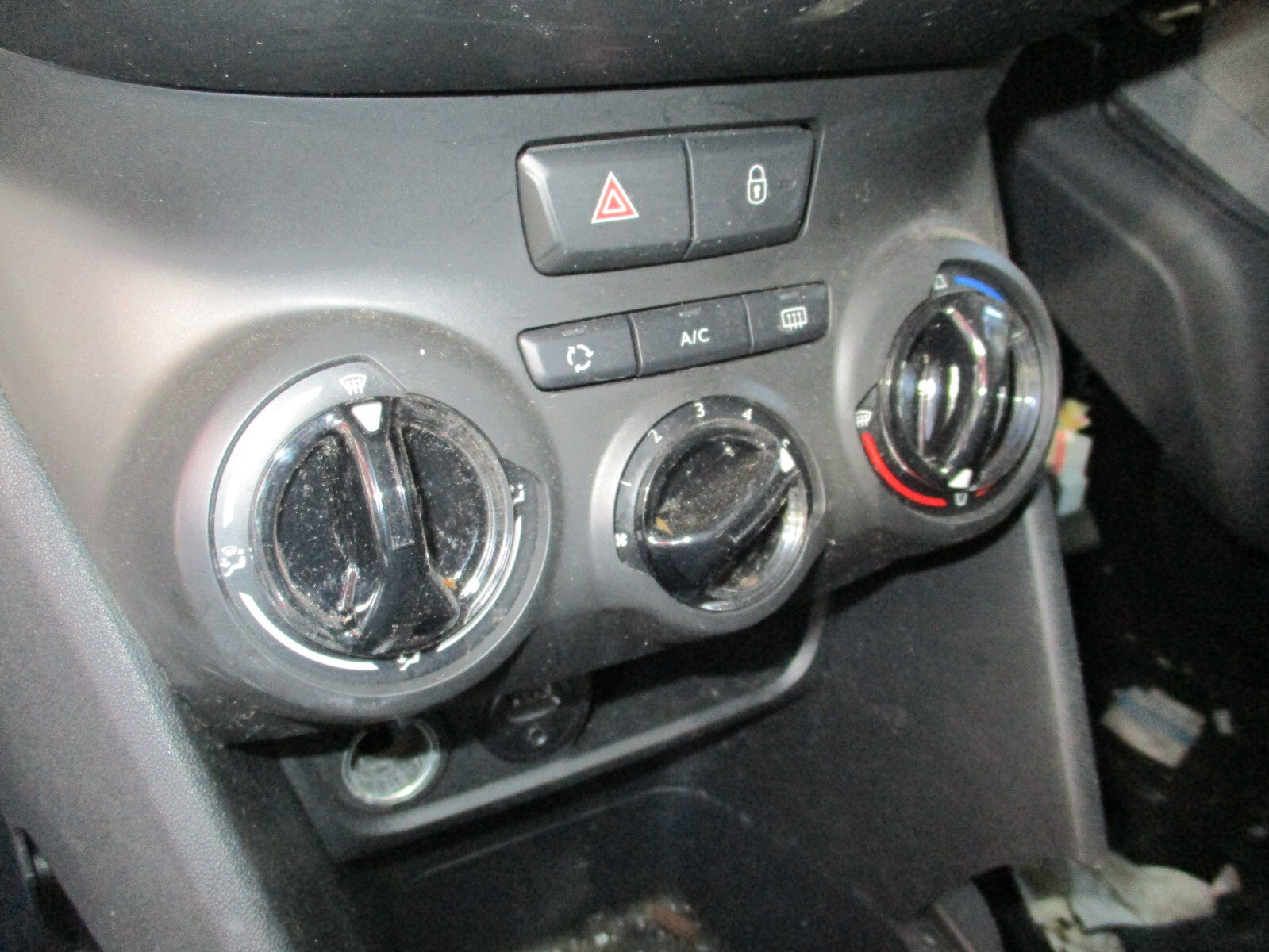 PEUGEOT 208 2017 HEATER AC CLIMATE CONTROL SWITCH PANEL