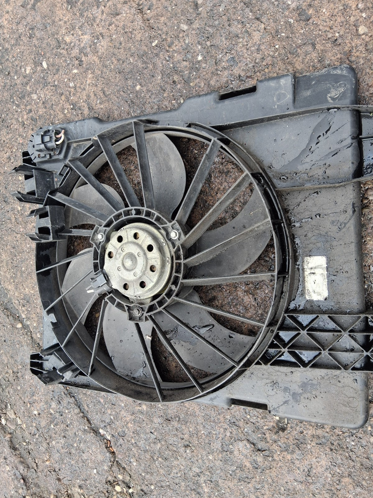 2012 RENAULT SCENIC MK3 2.0 DIESEL RADIATOR FAN