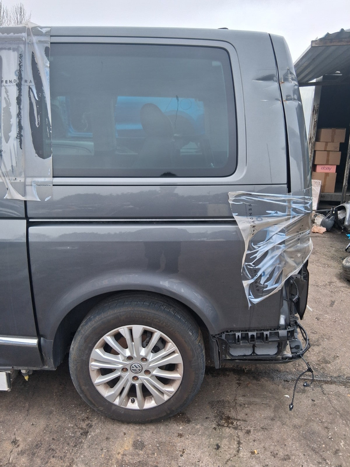 2023 VOLKSWAGEN CARAVELLE T6.1 17 INCH ALLOY WHEEL WITH TYRE 235/55R17