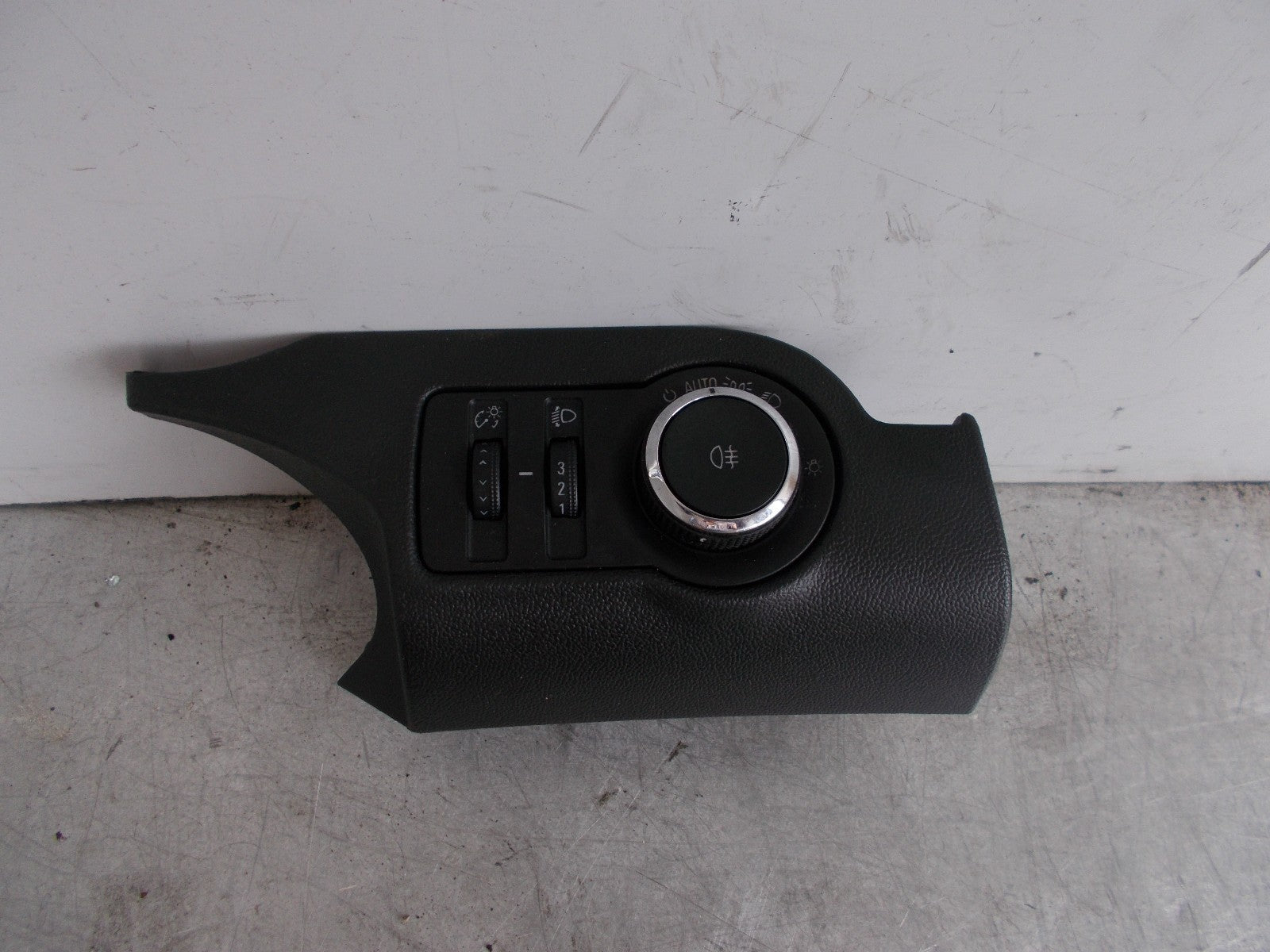 VAUXHALL INSIGNIA 2009 HEADLIGHT CONTROL PANEL BLACK 13241914