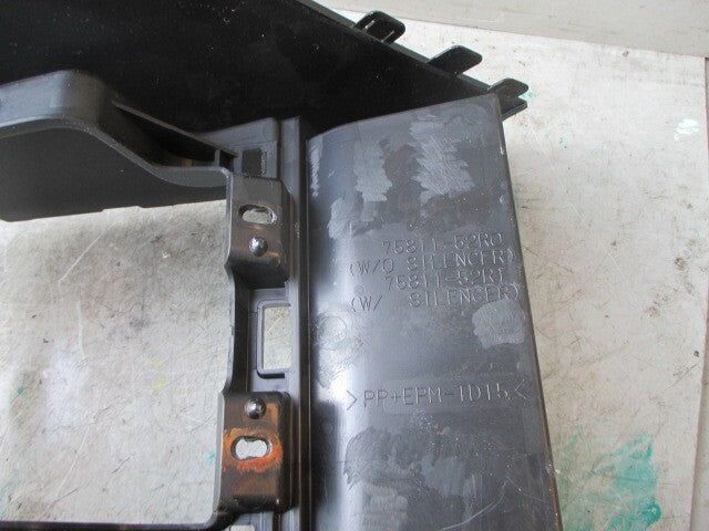 2013 VOLKSWAGEN GOLF MK7 CENTRE CONSOLE ARMREST 75811-52R0