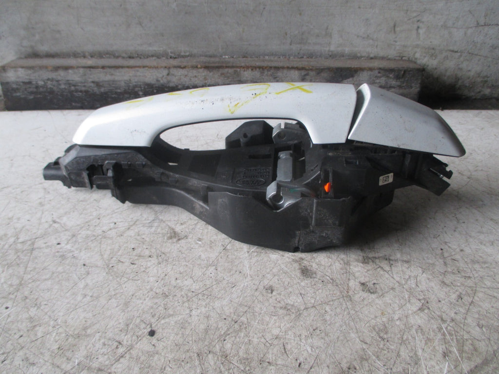 JAGUAR XE 2016 OSR DRIVER SIDE REAR DOOR HANDLE WHITE DK62224A00AA