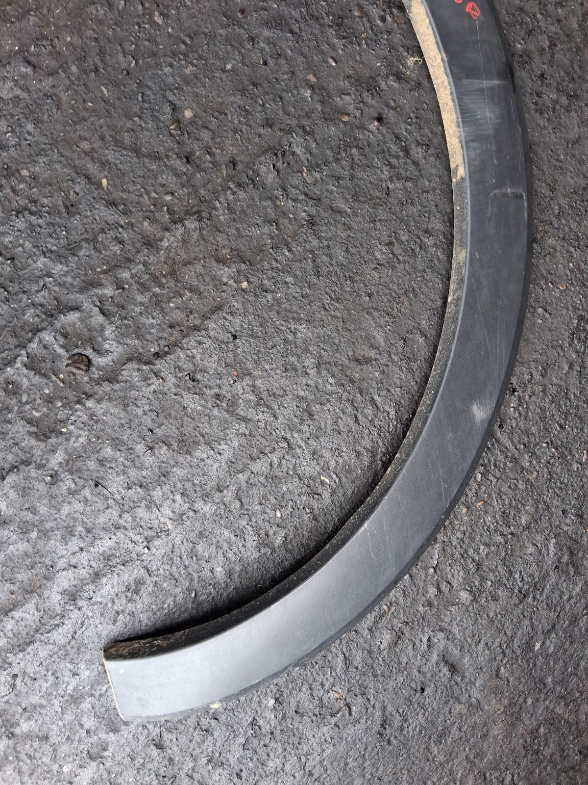 2023 FORD TRANSIT 350 MK8 OSR DRIVER SIDE REAR WHEEL ARCH TRIM BK31V280K96