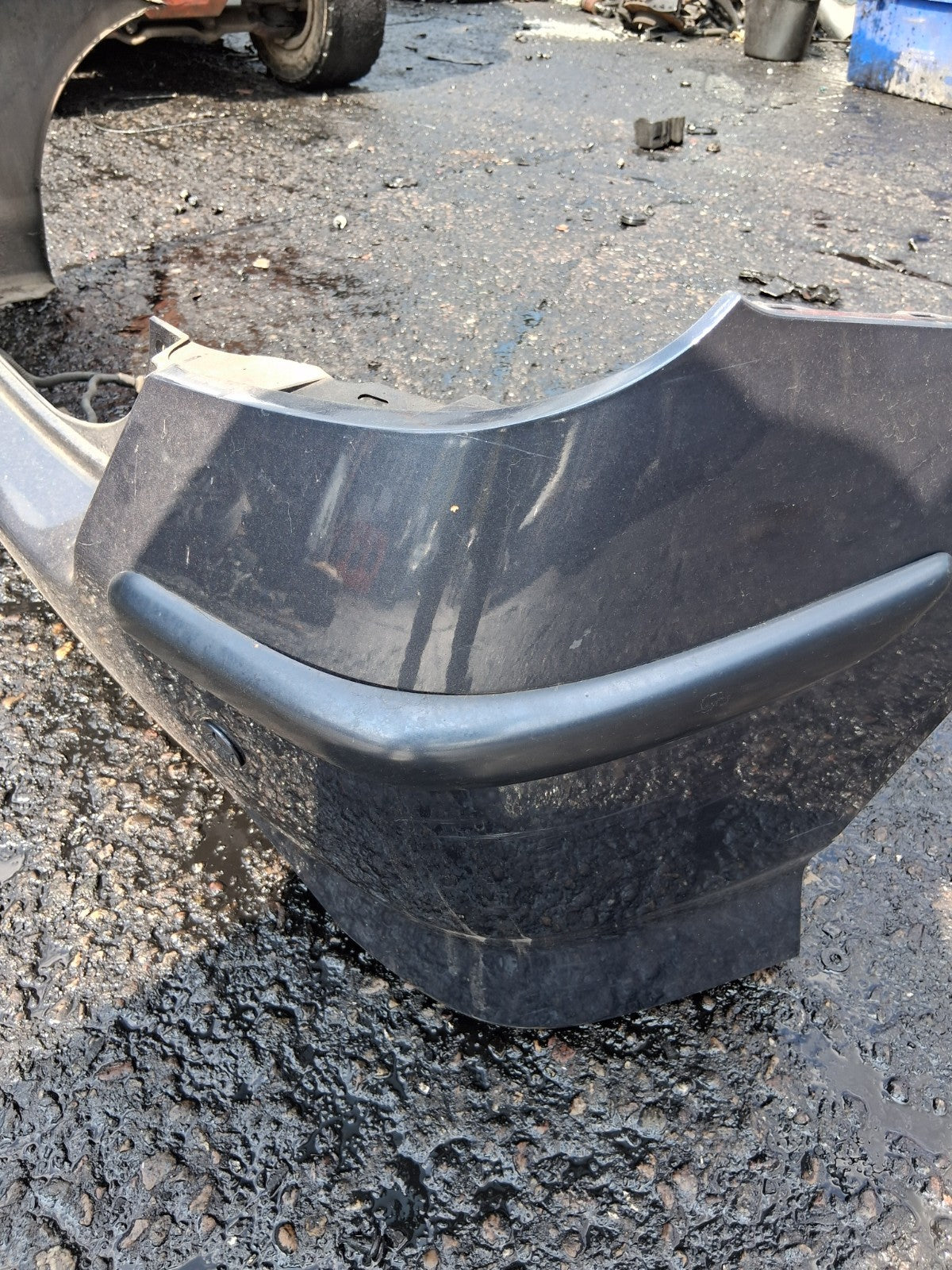 2007 HONDA JAZZ MK2 REAR COMPLETE BUMPER WITH PDC SENSORS BLUE