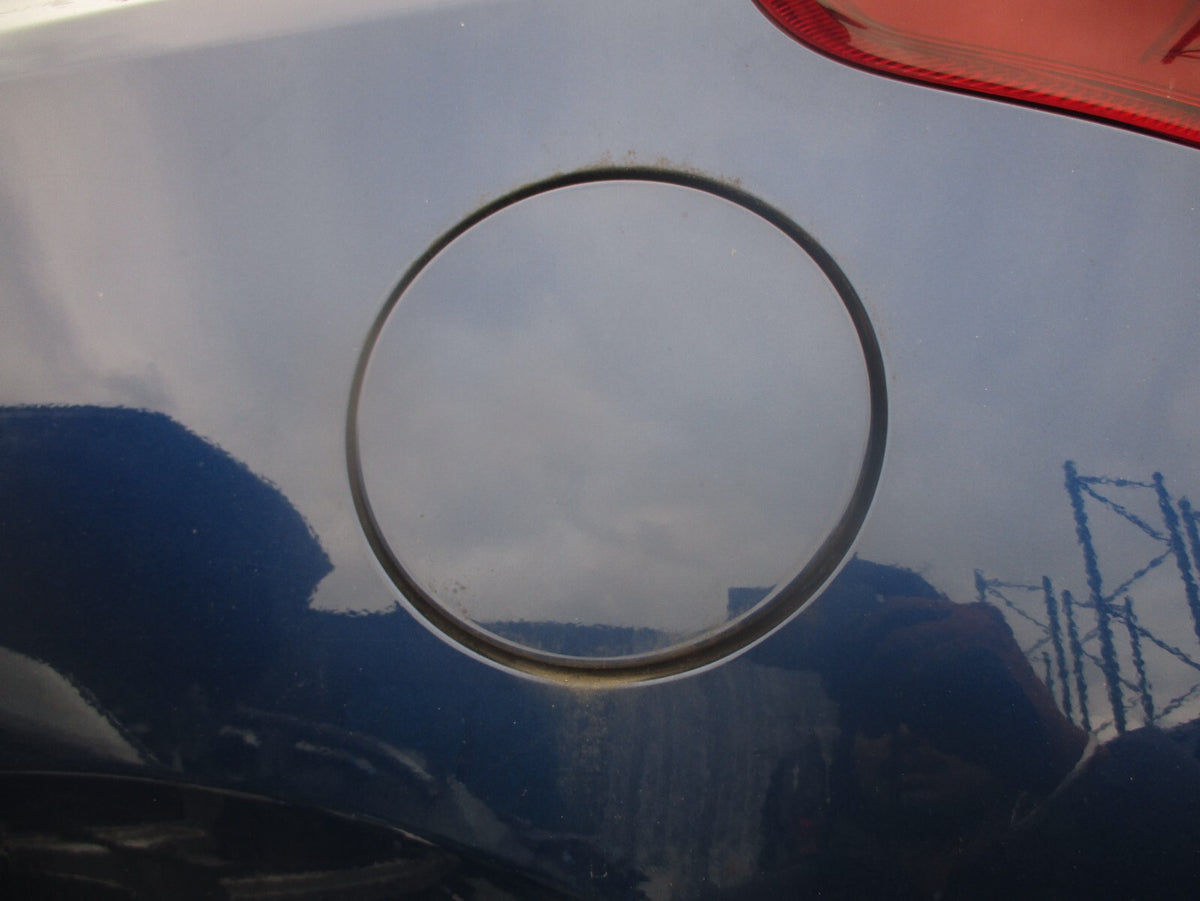 2018 TOYOTA AURIS E180 MK2 FUEL FILLER FLAP COVER BLUE 8T5