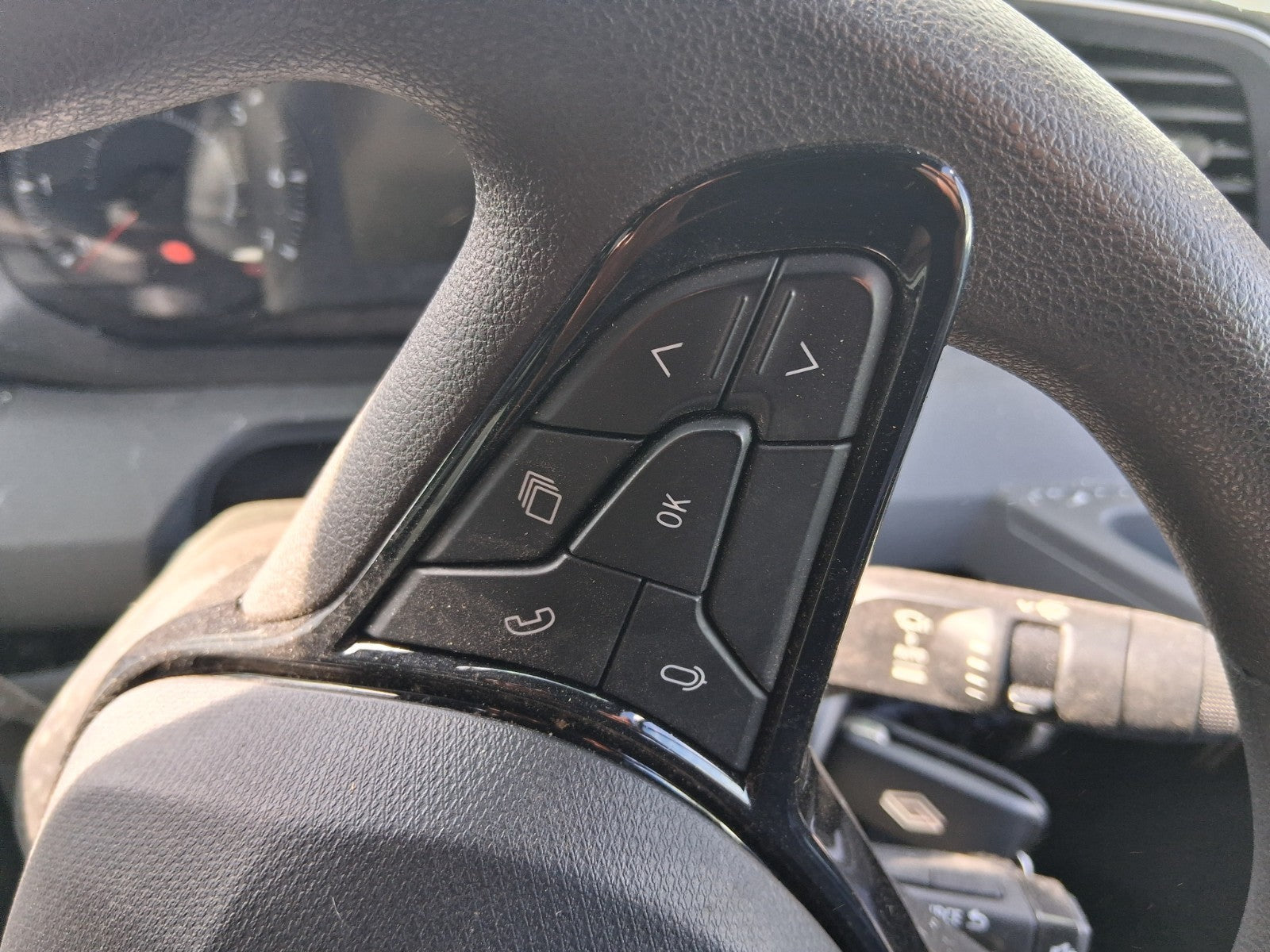 2025 RENAULT MASTER MK4 3 SPOKE MULTIFUNCTION LEATHER STEERING WHEEL NO AIRBAG