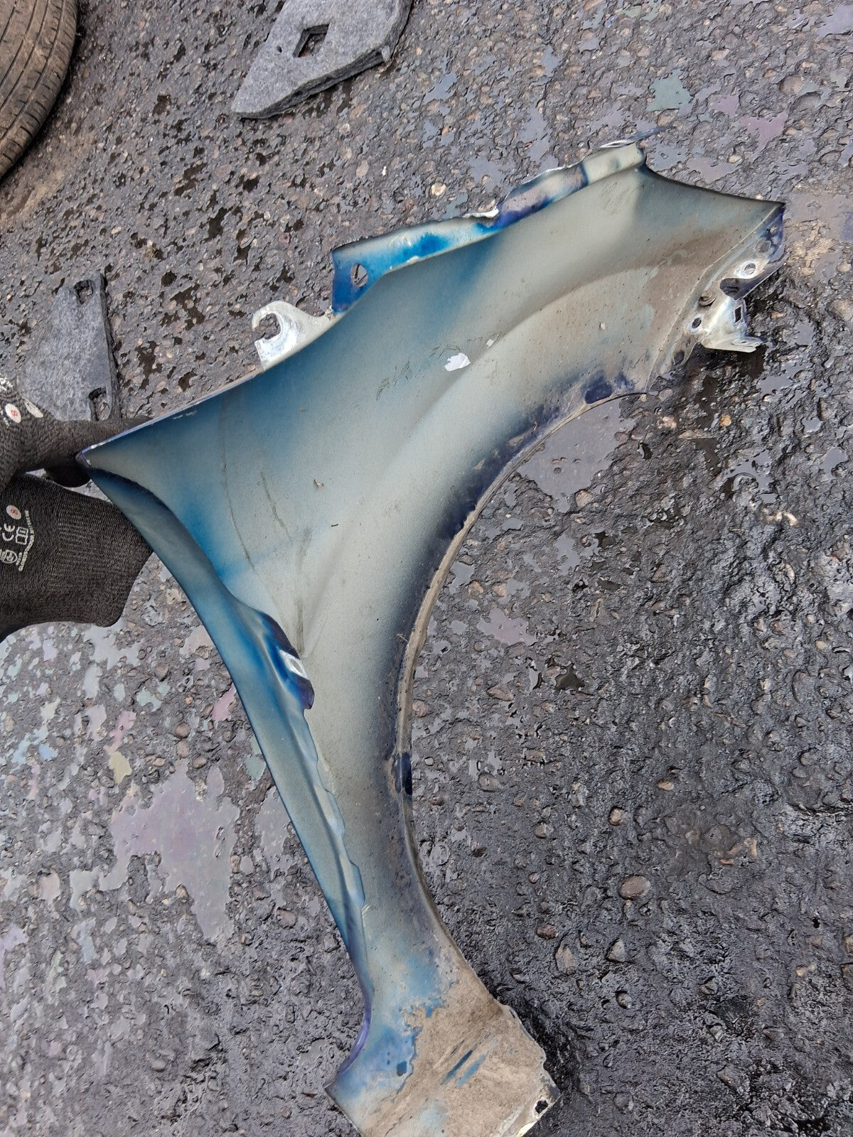 2016 FORD FIESTA MK7 NS PASSENGER SIDE WING PANEL BLUE HAS DAMAGED