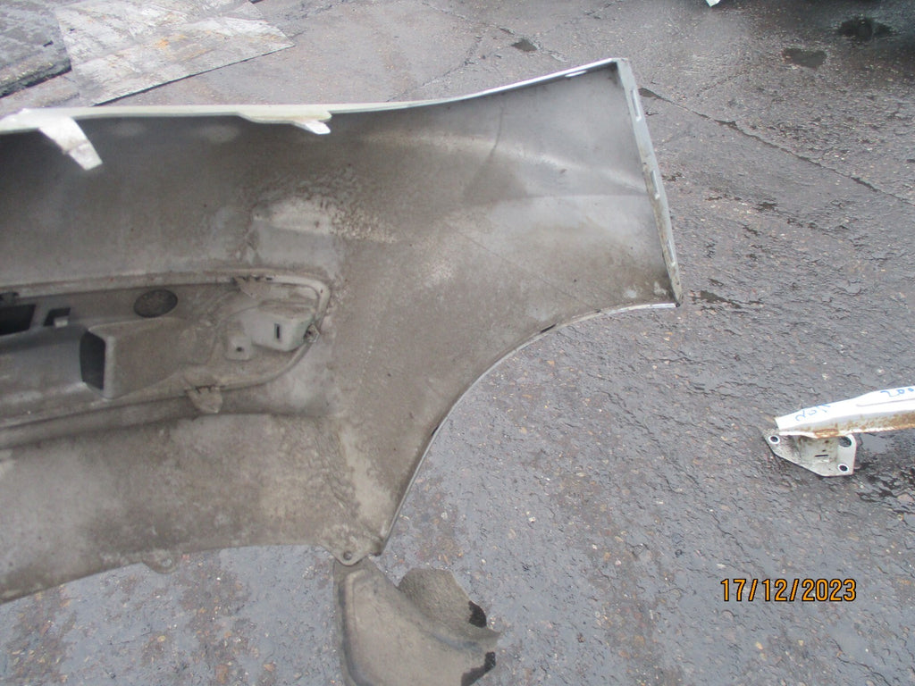 PEUGEOT 207 2009 3 DOOR REAR COMPLETE BUMPER SILVER