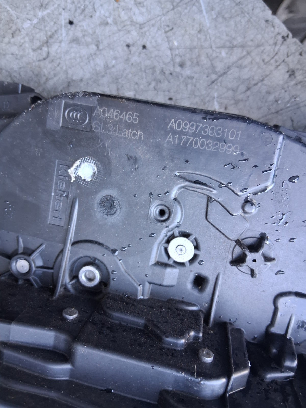 2021 MERCEDES A CLASS V177 NSR PASSENGER REAR DOOR LOCK MECHANISM A0997601702