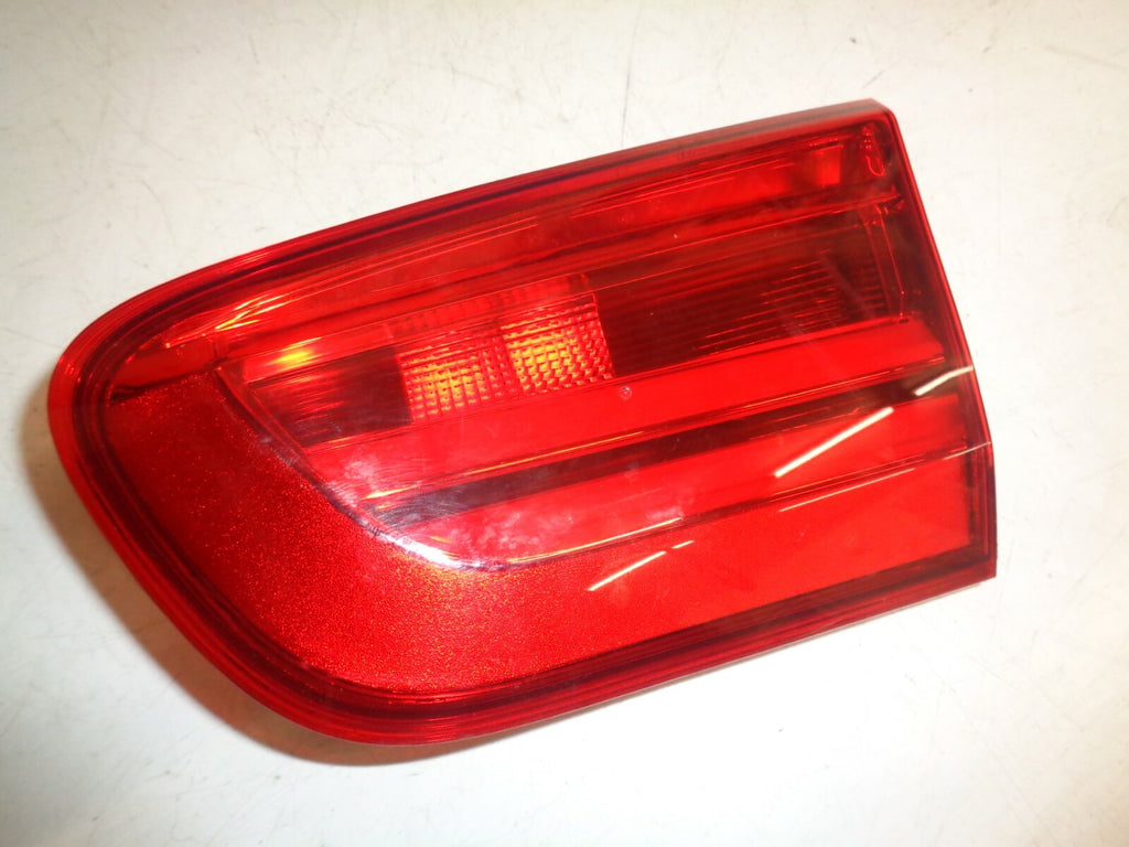 BMW 1 SERIES 2016 F20 F21 RIGHT REAR TAILGATE LIGHT 7359020