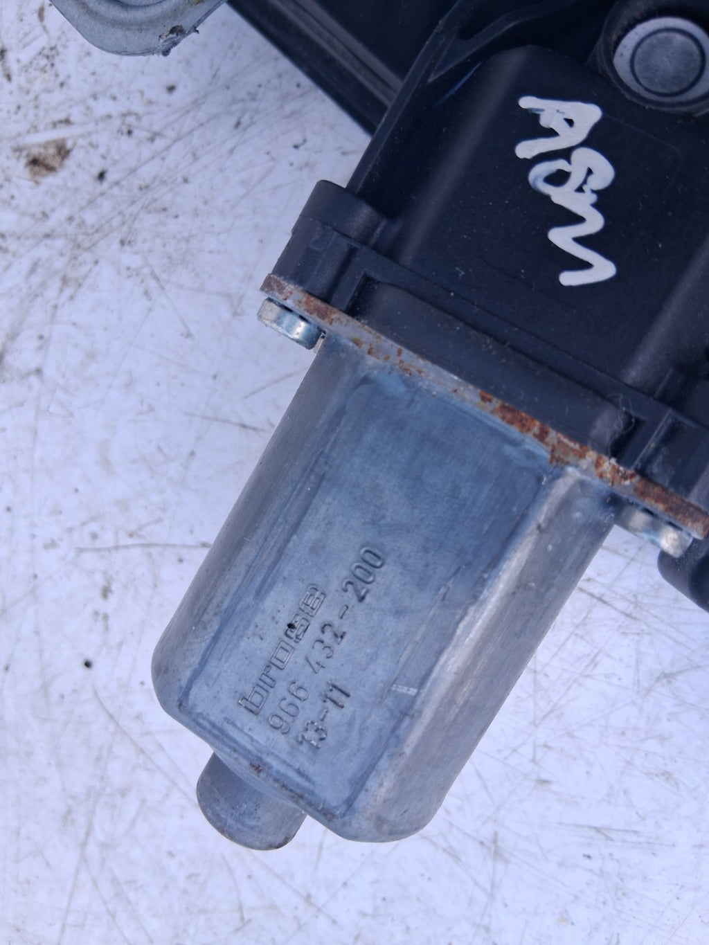 2018 ZAFIRA C OSF DRIVER SIDE FRONT RIGHT WINDOW MOTOR REGULATOR 915368104