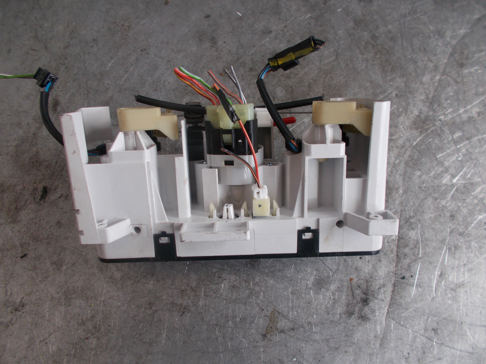LAND ROVER FREELANDER CLIMATE CONTROL UNIT MODULE
