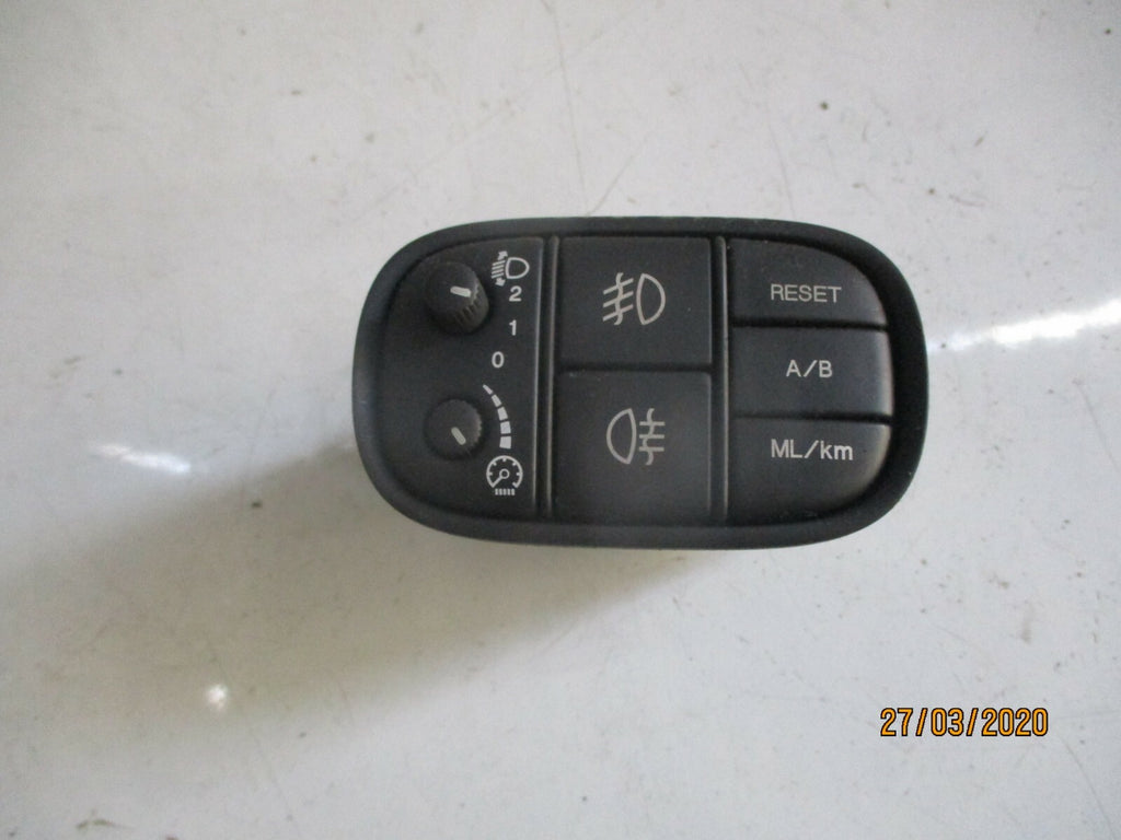 JAGUAR S TYPE 2003 HEADLIGHT ADJUSTMENT CONTROL SWITCHES PANEL 2R8311654