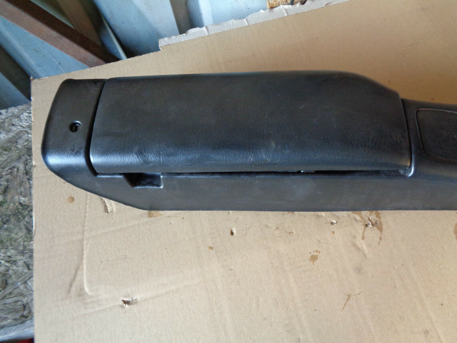 MAZDA MK5 MK2 NB 1998 - 2001 CENTRE CONSOLE ARMREST ARM REST LID GEAR SURROUND