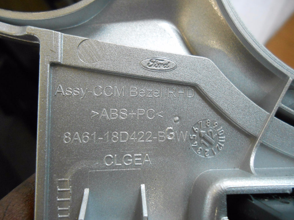 FORD FIESTA MK8 2014 HEATER CONTROL SURROUND TRIM SILVER 8A61-18D422-BGW