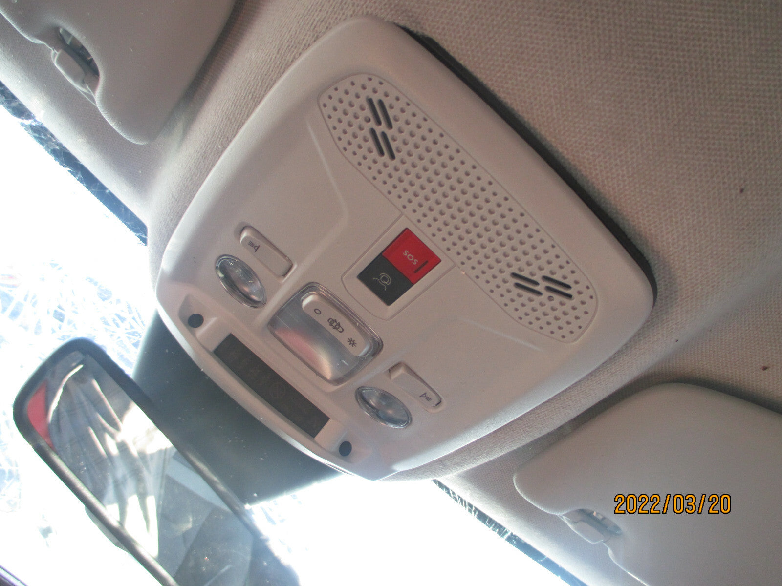 CITROEN C4 MK3 2021 FRONT INTERIOR ROOF COURTESY READING LIGHT