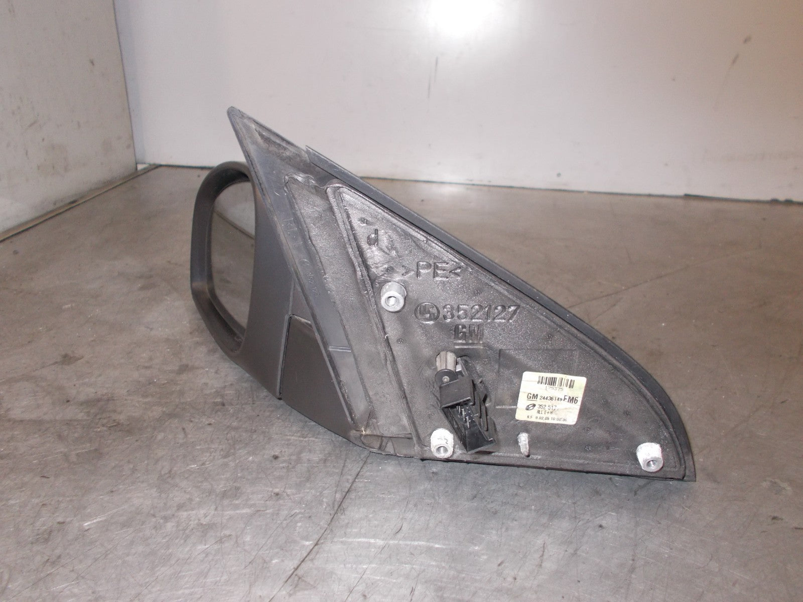 VAUXHALL VECTRA C 2005 NS PASSENGER SIDE ELECTRIC DOOR WING MIRROR METALLIC GREY