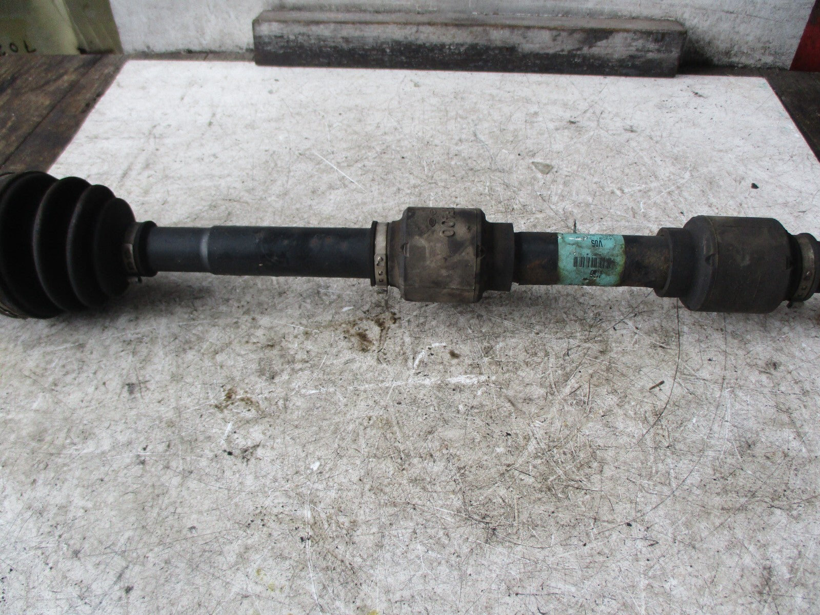 HYUNDAI I40 2013 1.7 DIESEL OSF DRIVER SIDE FRONT DRIVESHAFT 495013Z450