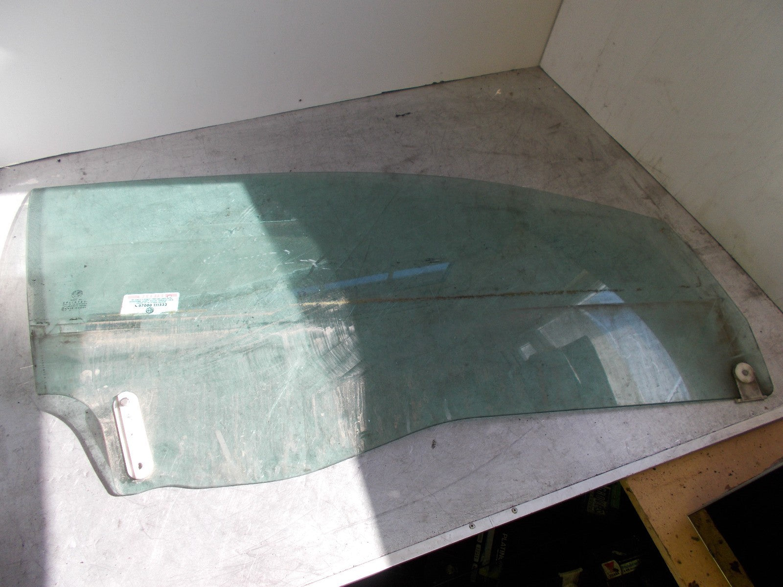 2004 ALFA ROMEO GT OSF DRIVERS SIDE FRONT WINDOW GLASS