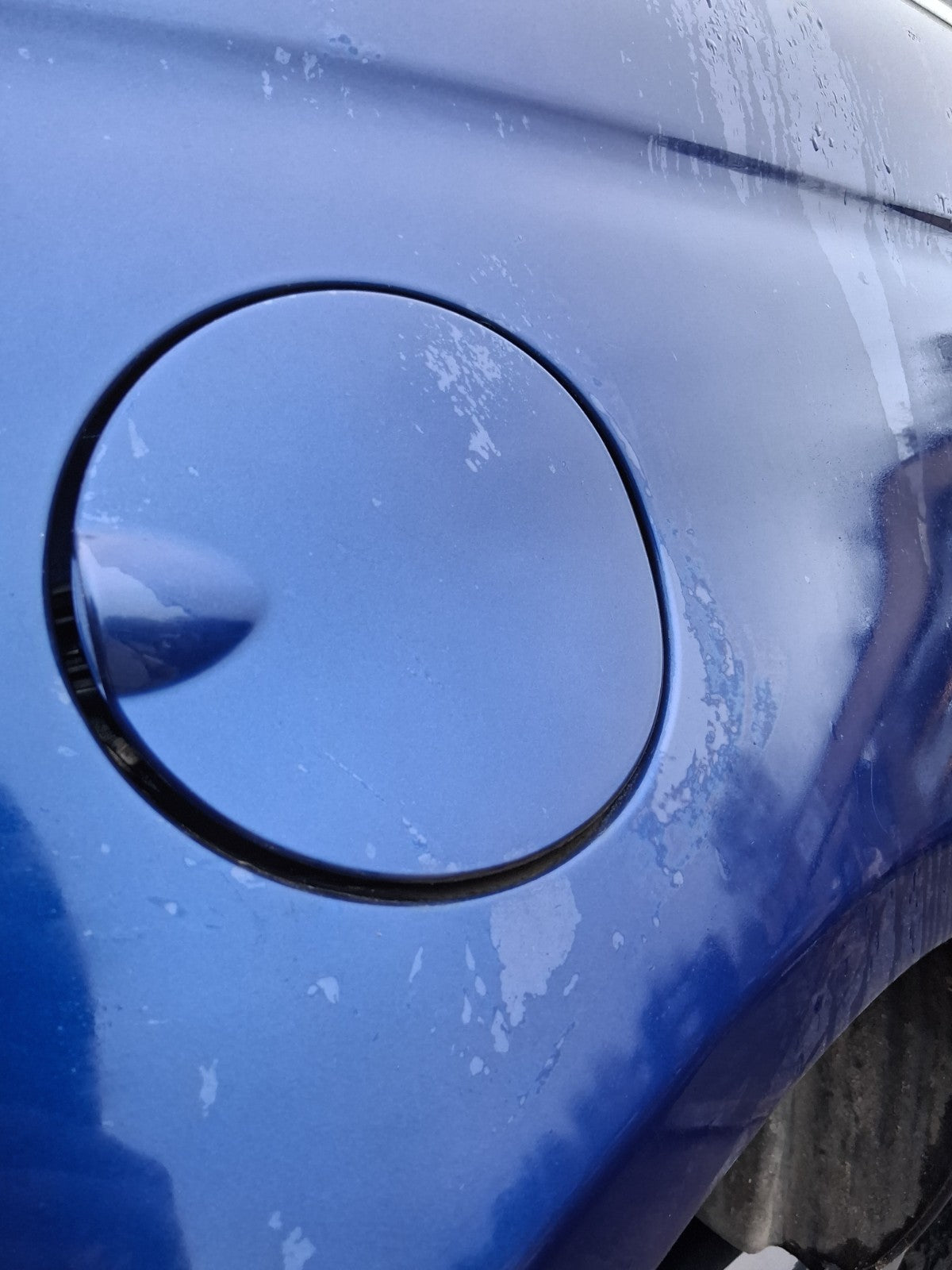 2010 FIAT 500 LOUNGE MK1 FUEL FLAP LID COVER BLUE