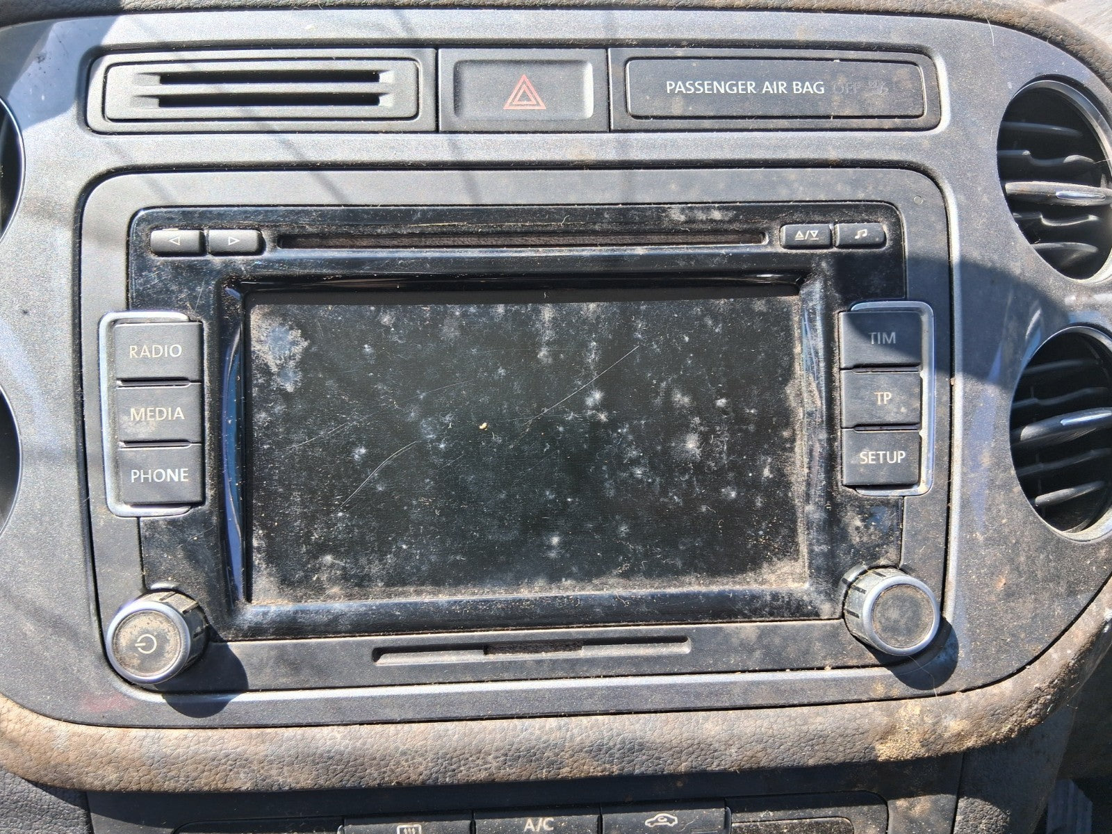 2013 VW VOLKSWAGEN TIGUAN MK1 RADIO CD PLAYER STEREO HEAD UNIT