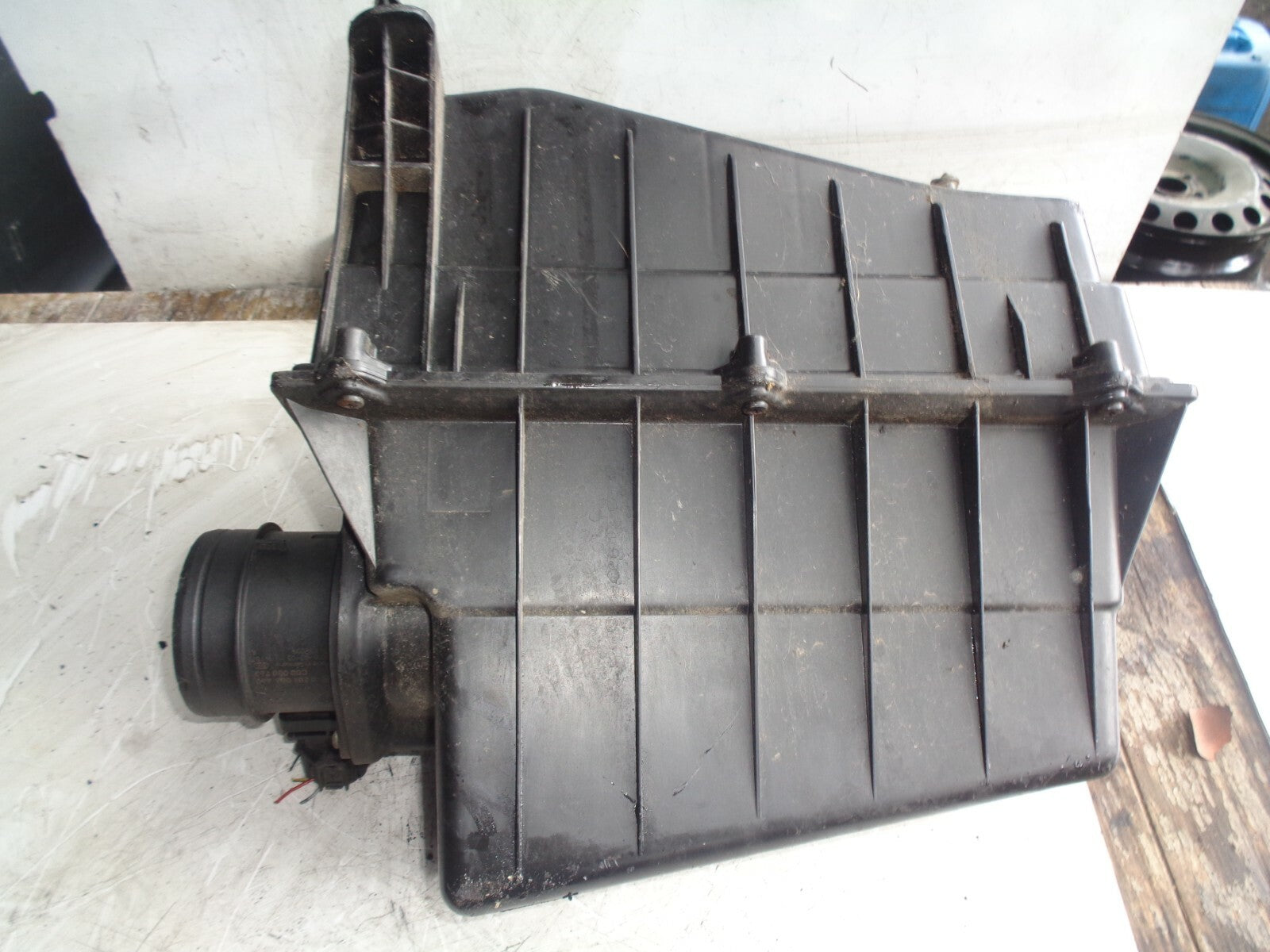 SAIC LDV MAXUS V80 2018 2.5 DIESEL AIR FITER BOX