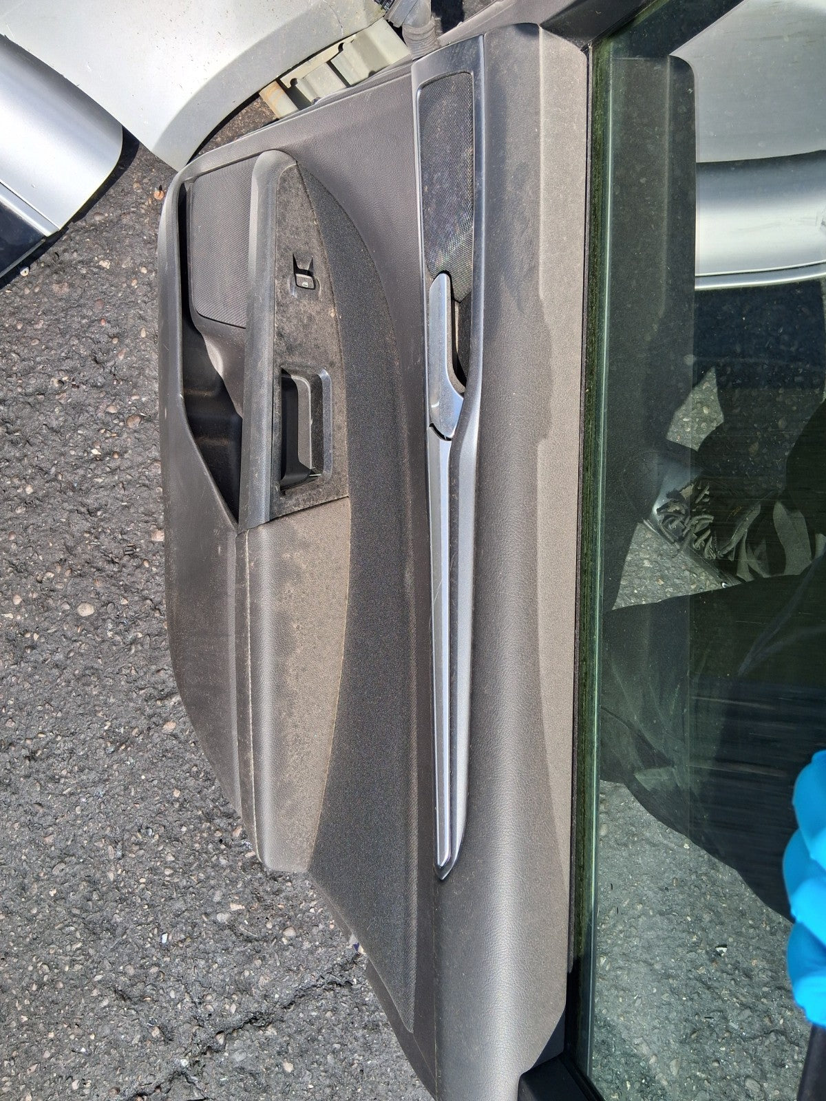 2017 FORD MONDEO MK5 HATCHBACK OSR DRIVER SIDE REAR COMPLETE DOOR BLUE LD