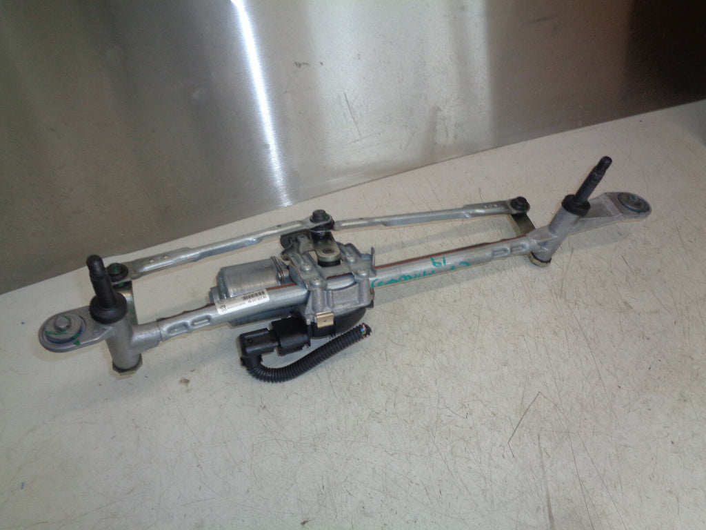 CITROEN C5 AIRCROSS 2019 FRONT WINDSCREEN WIPER MOTOR  LINKAGES 9824762380