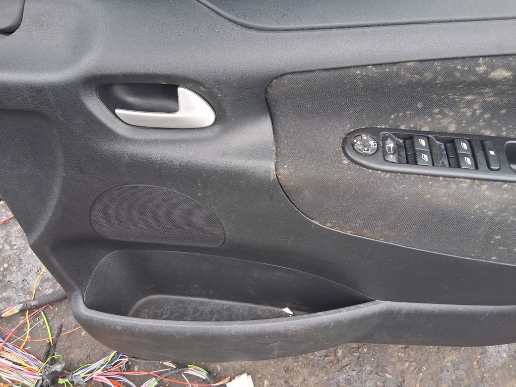 2012 PEUGEOT 207 OSF DRIVER SIDE FRONT RIGHT COMPLETE DOOR WITH WING MIRROR