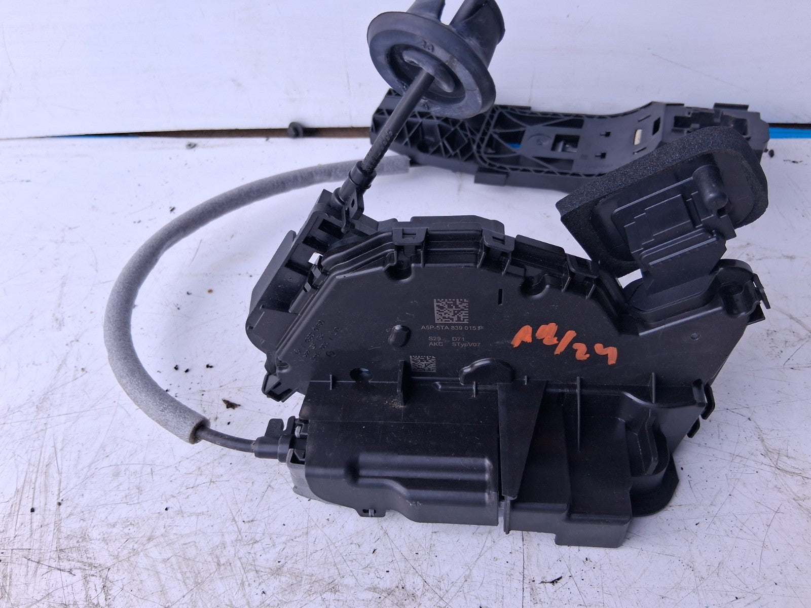 2024 AUDI A1 S LINE MK2 GB NSR PASSENGER SIDE REAR LEFT DOOR LOCK A5P5TA839015P