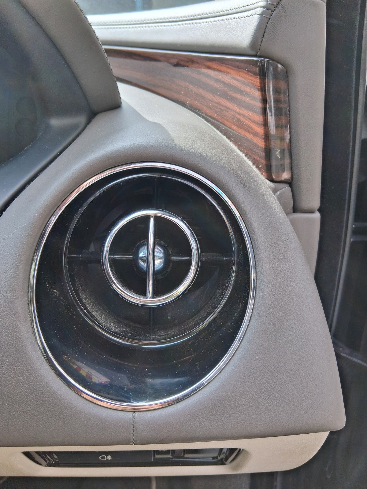2012 JAGUAR XJ X351 OSF DRIVER SIDE FRONT RIGHT AIR VENT