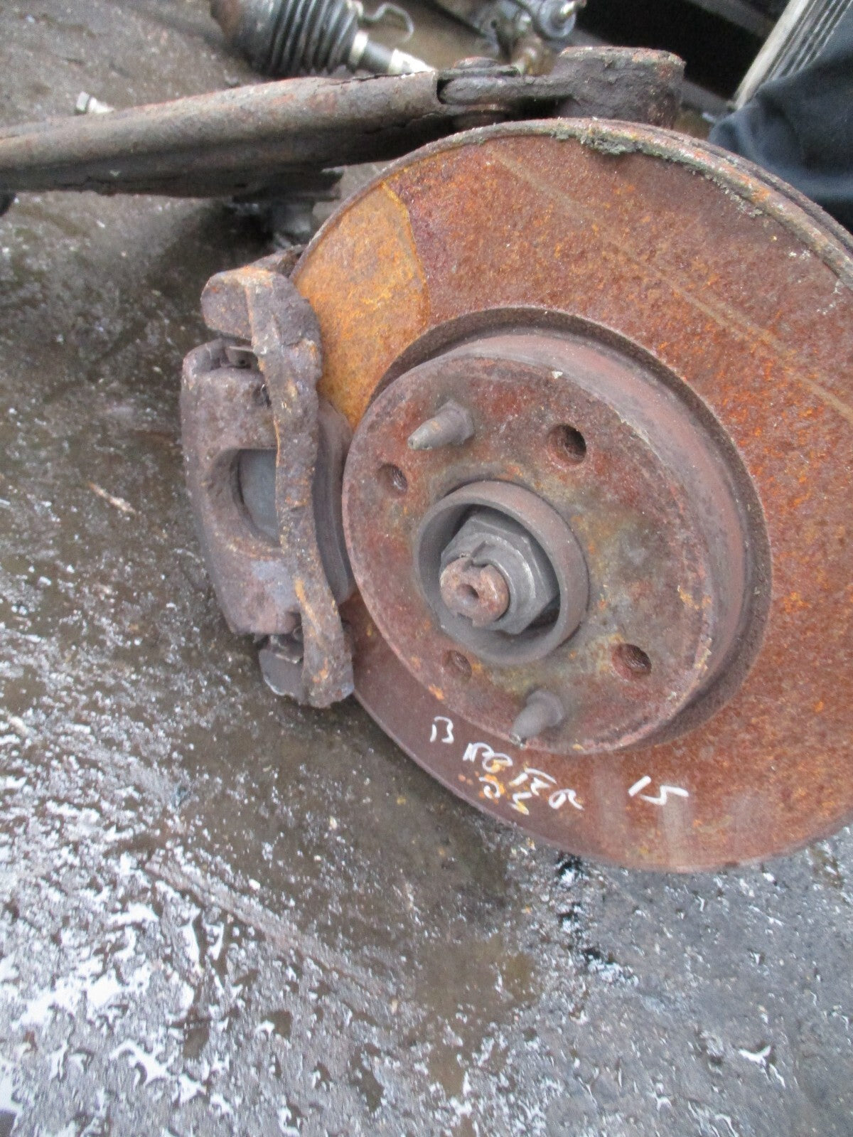 2015 PEUGEOT BIPPER 1.3 DIESEL OSF DRIVER SIDE HUB, DRIVE SHAFT & WISH BONE