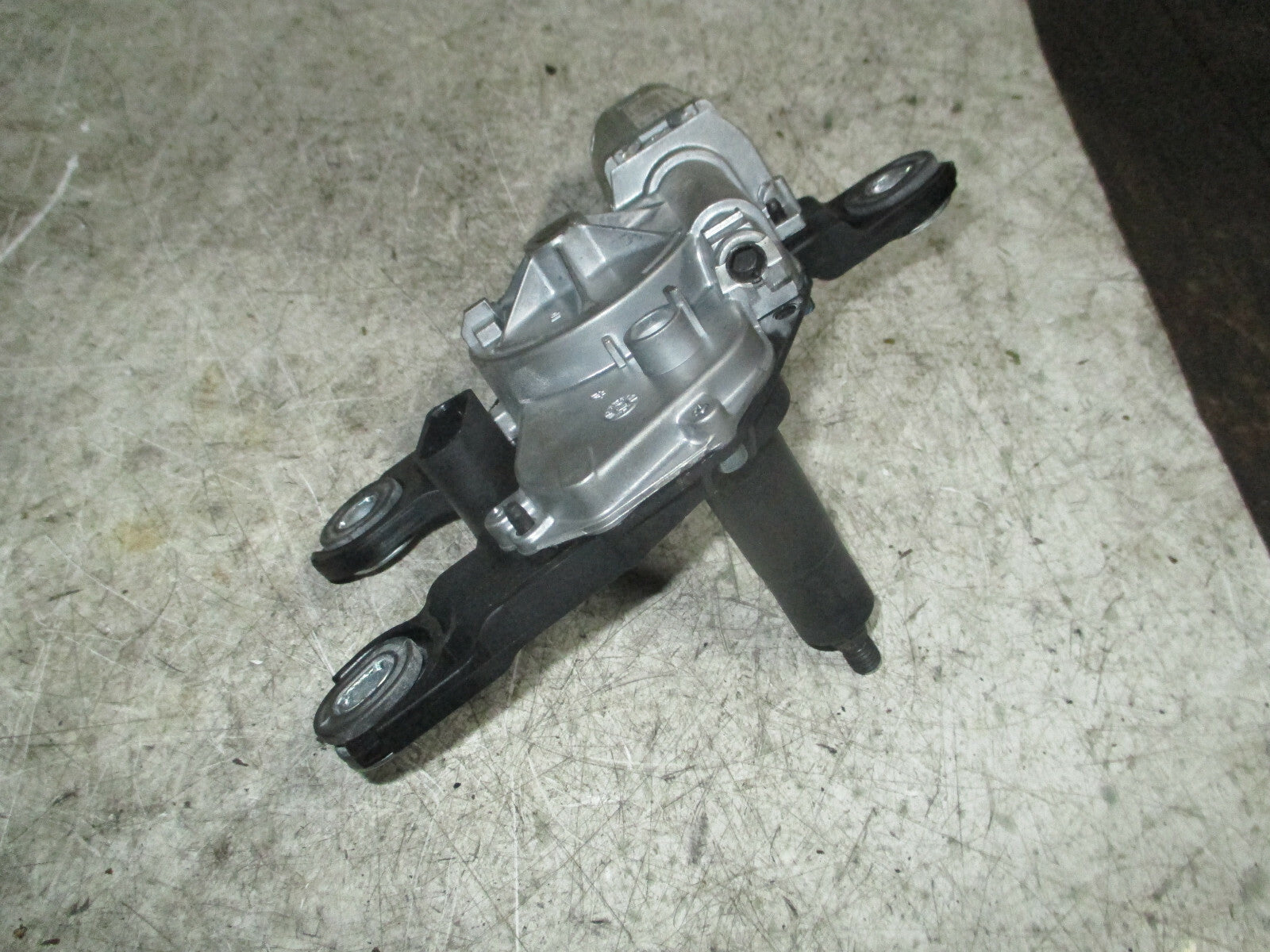 VW VOLKSWAGEN GOLF 2018 MK7 REAR WINDSCREEN WIPER MOTOR 5G0955711C