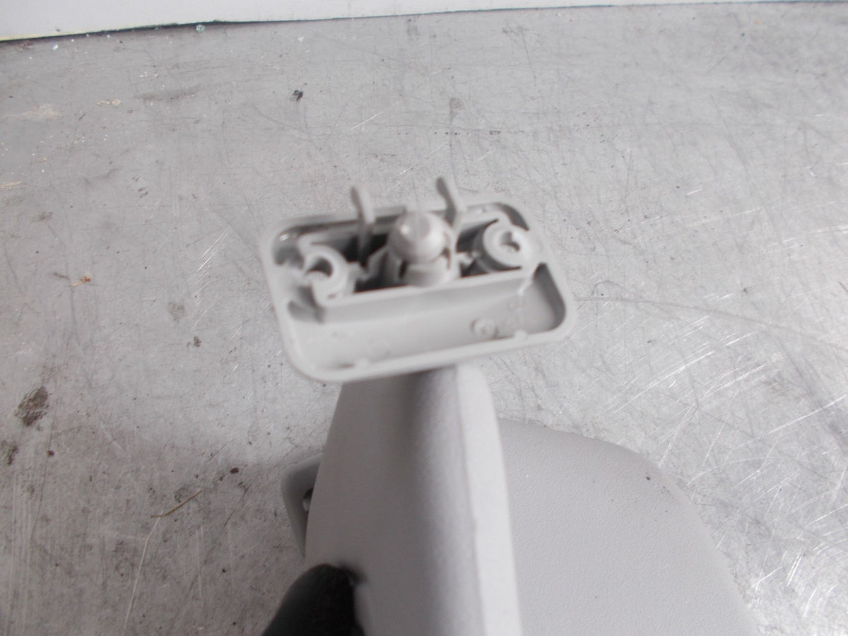 VAUXHALL ASTRA MK5 DRIVER & PASSENGER SIDE SUN VISORS