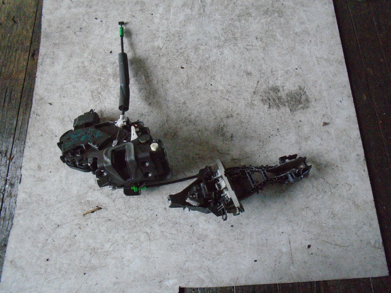 RANGE ROVER EVOQUE 2013 L358 OSR REAR DRIVER SIDE DOOR LOCK MECHANISM