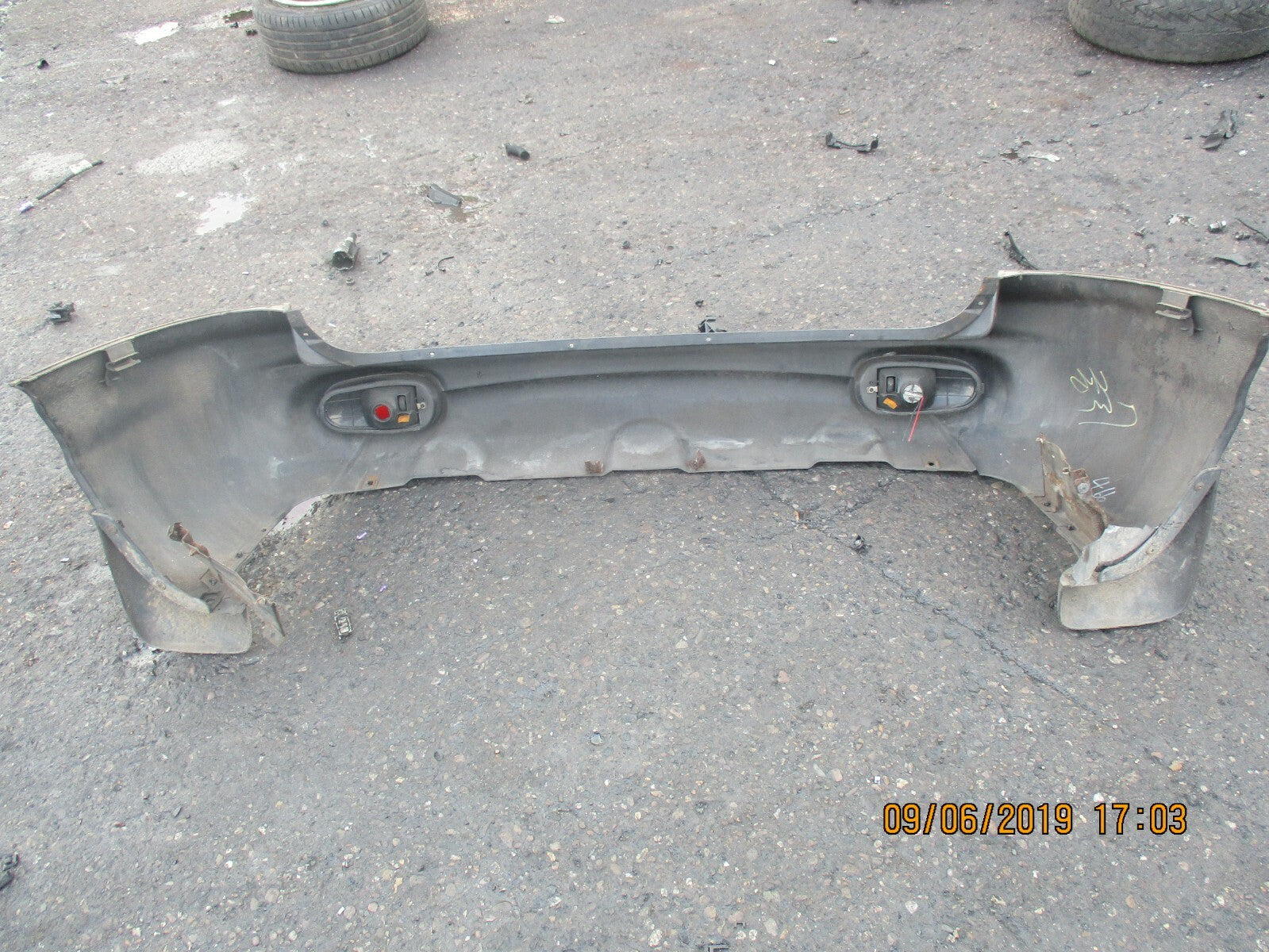 HYUNDAI SANTA FE MK1 REAR COMPLETE BUMPER METALLIC GREY
