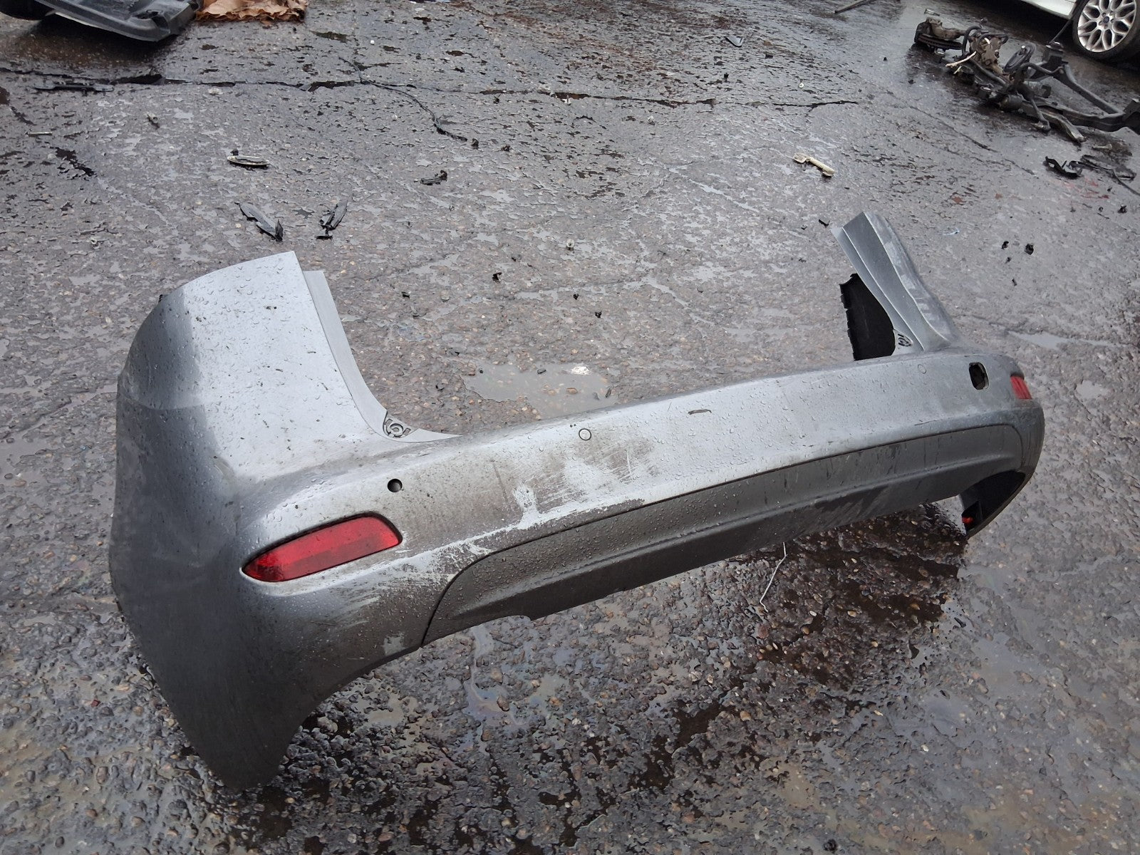 2017 VAUXHALL ZAFIRA C TOURER COMPLETE REAR BUMPER WITH PDC SENSORS GREY