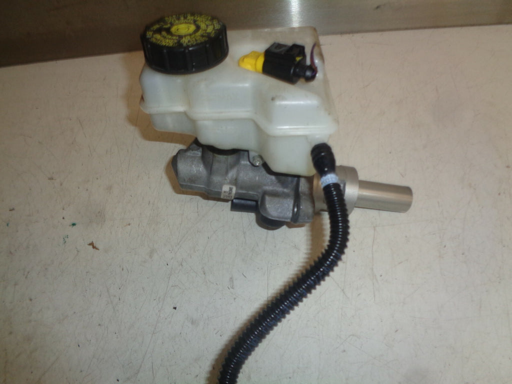 SKODA FABIA 2020 MK3 NJ 1.0 PETROL BRAKE MASTER CYLINDER 6R2611301