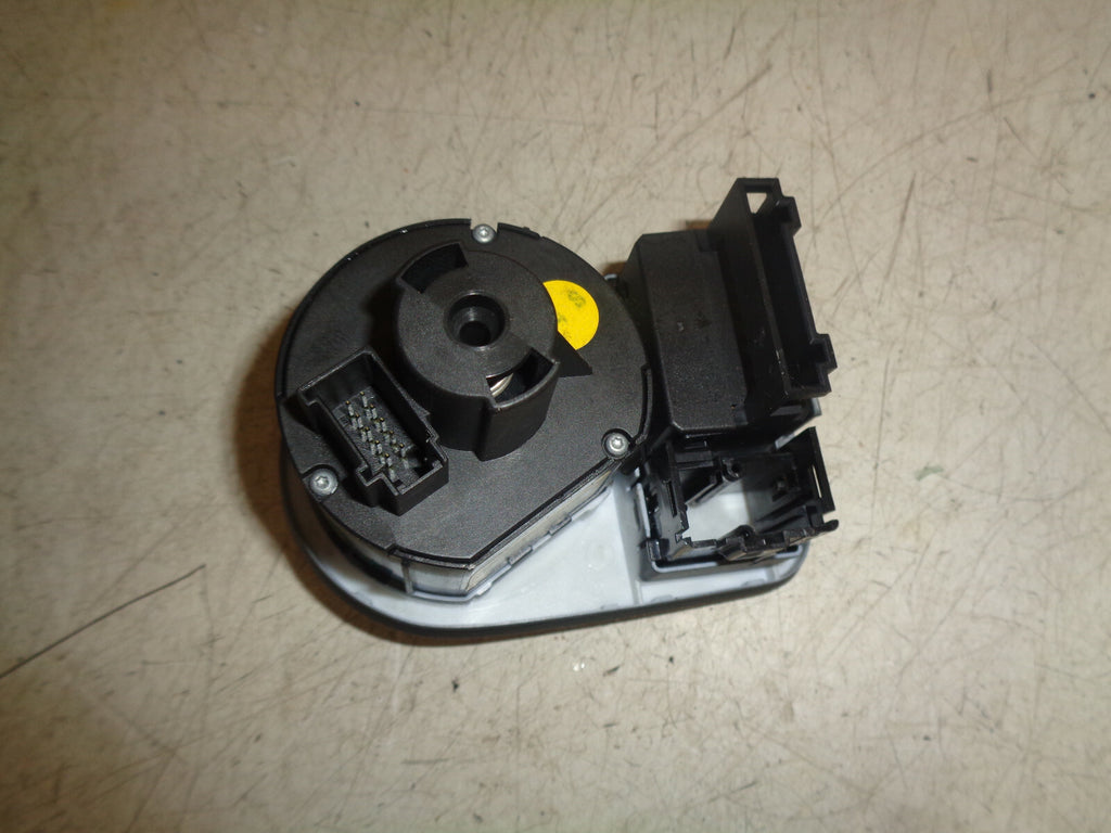SEAT LEON MK2 2007 FRONT HEADLIGHT SWITCH CONTROL UNIT 1P2941431B