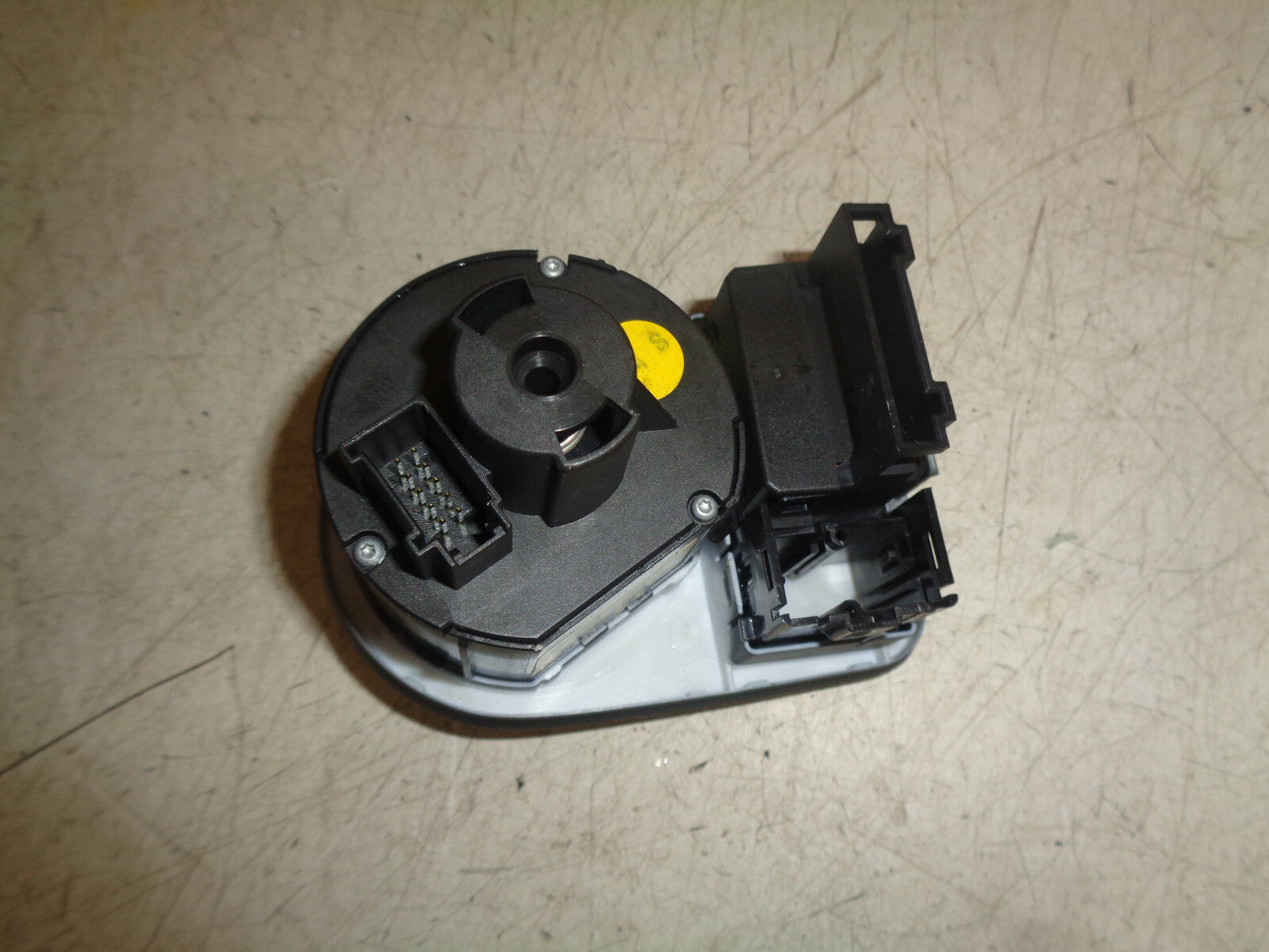SEAT LEON MK2 2007 FRONT HEADLIGHT SWITCH CONTROL UNIT 1P2941431B
