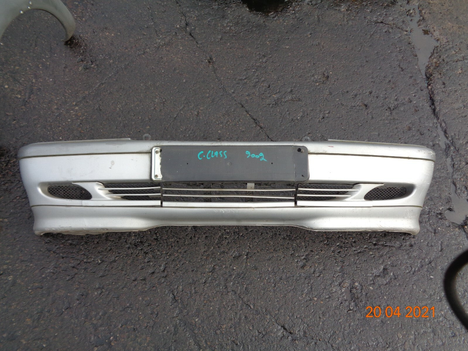 MERCEDES C CLASS 2002 COMPLETE FRONT BUMPER SILVER