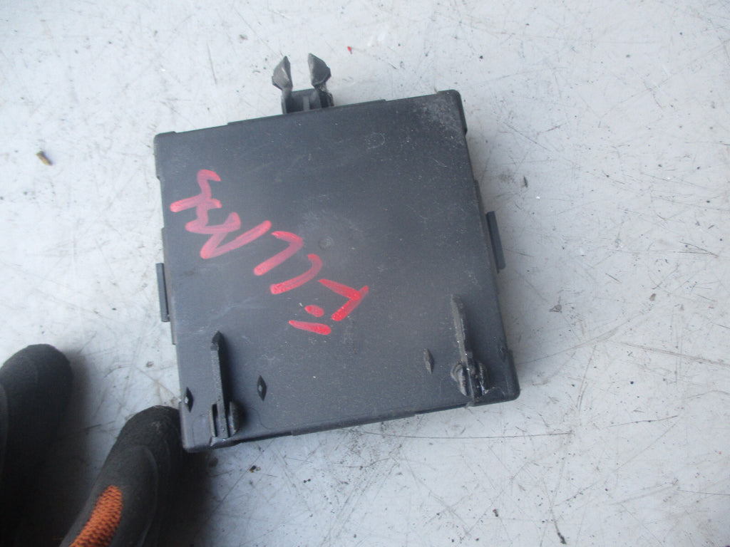 MERCEDES BENZ 2014 W212 OSF DRIVER SIDE FRONT CONTROL MODULE A2129004314