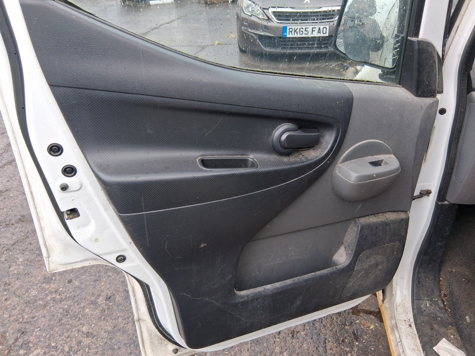 2018 NISSAN NV200 NSF PASSENGER SIDE FRONT LEFT DOOR LOCK MECHANISM