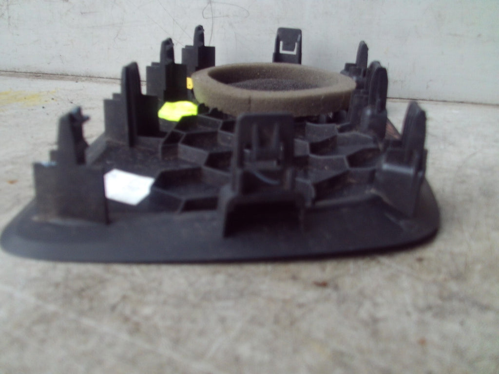 2021 CITROEN C4 MK3 SPEAKER COVER DRIVER SIDE RIGHT HAND SIDE 9835597180