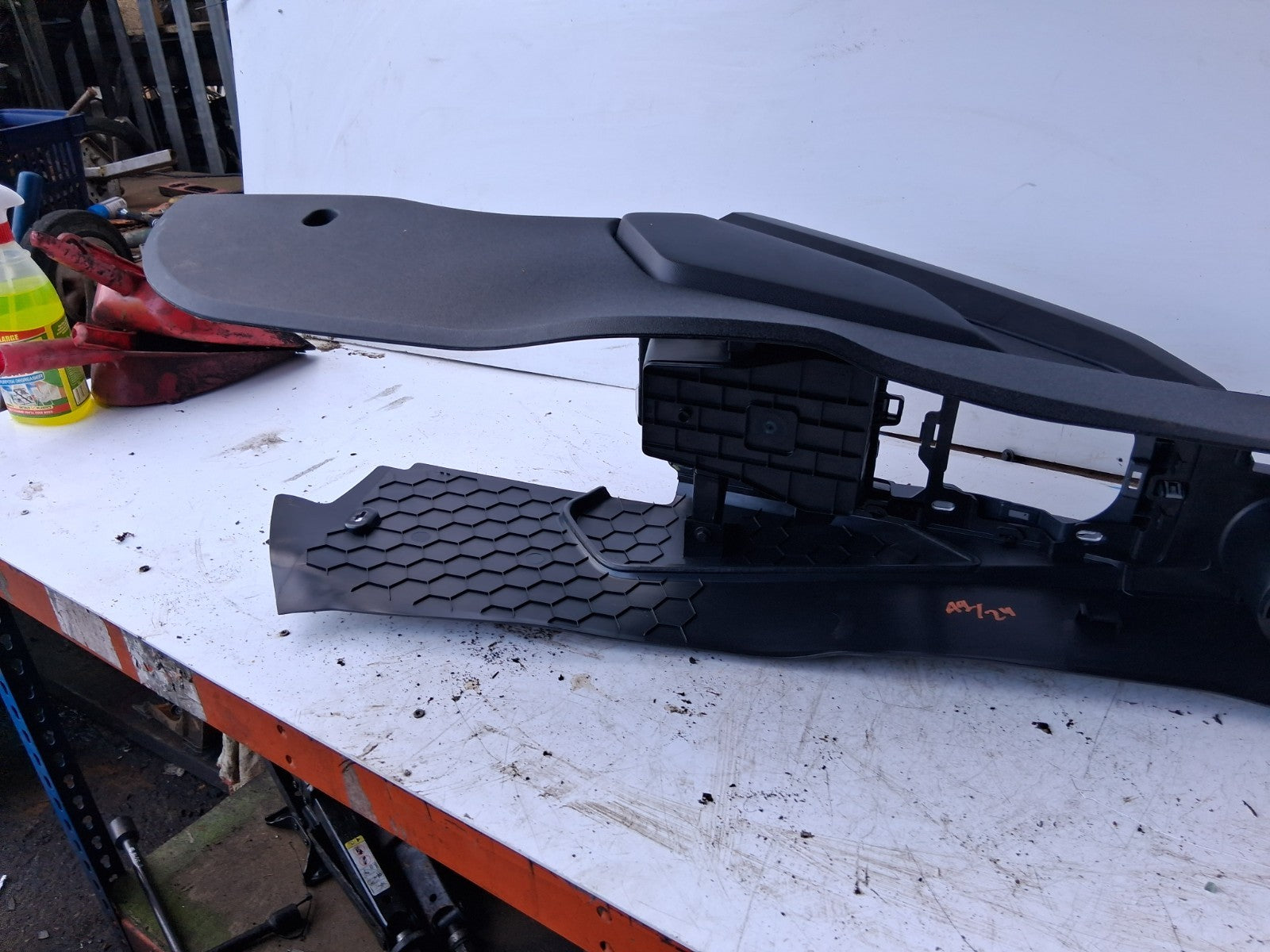 2024 AUDI A1 S LINE MK2 GB CENTER CONSOLE GEAR TRIM CUP HOLDER TRIM