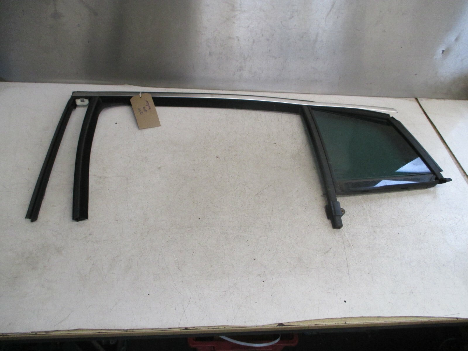 VAUXHALL INSIGNIA MK2 2018 NSR PASSENGER SIDE REAR FRAME & QUARTER GLASS