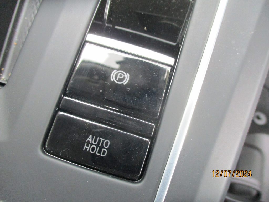 2023 VOLKSWAGEN GOLF MK8 ELETRONIC PARKING SWITCH BUTTON