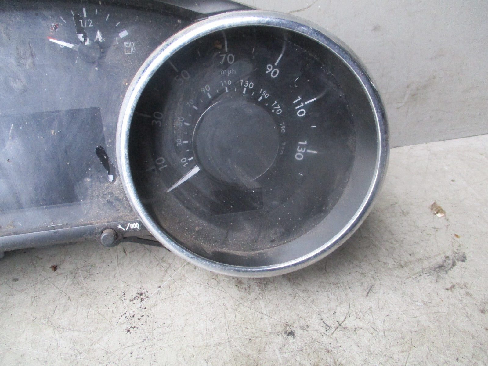 2013 PEUGEOT 5008 SPEEDOMETER INSTRUMENT CLUSTER 9804263980